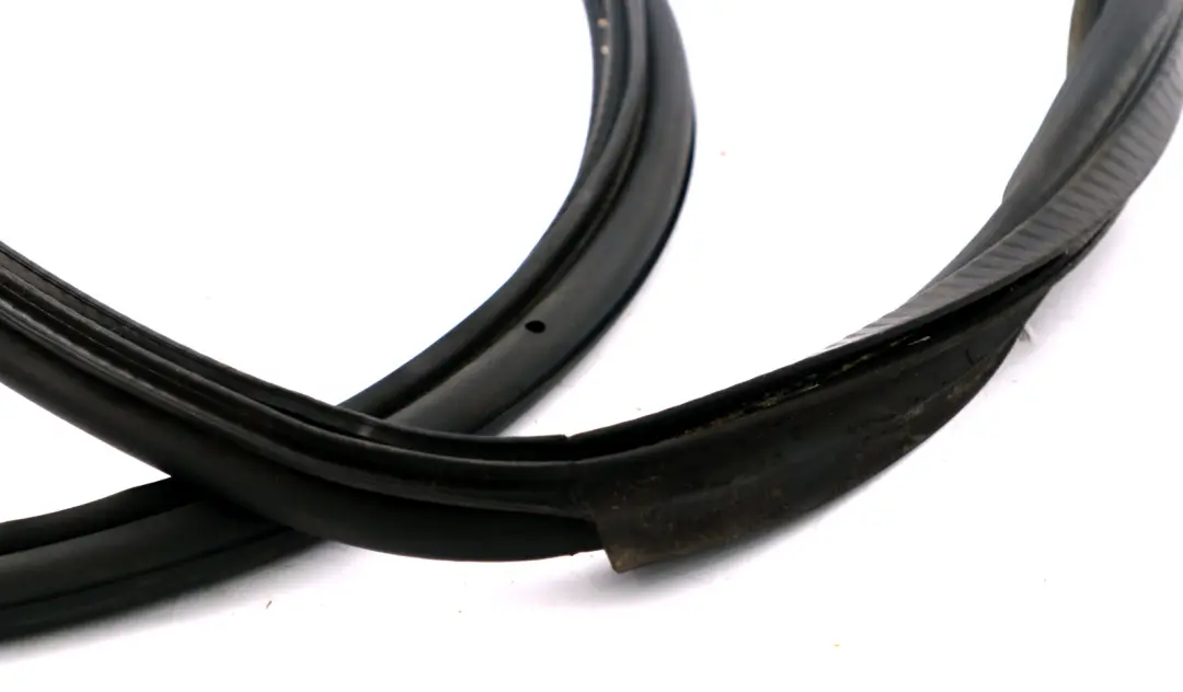 Junta De sellado De La ventana trasera para BMW E91 E91N LCI con número de pieza 4391270 BMW E91 E91N LCI Junta De sellado De La ventana trasera - SKU 4391270 - Número de pieza 4391270
