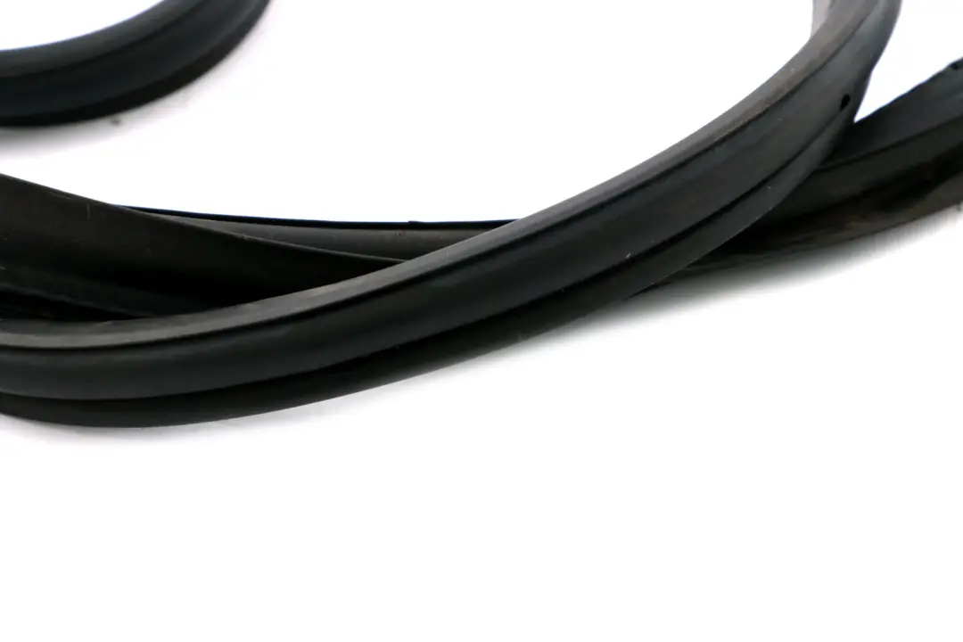 Junta De sellado De La ventana trasera para BMW E91 E91N LCI con número de pieza 4391270 BMW E91 E91N LCI Junta De sellado De La ventana trasera - SKU 4391270 - Número de pieza 4391270