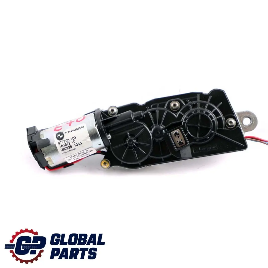 Lower Tailgate Soft Close Aid Lock Actuator Rear Lid to BMW X5 Series E70 with Part number 4443052 BMW X5 Series E70 Lower Tailgate Soft Close Aid Lock Actuator Rear Lid - SKU 4443052 - Part number 4443052