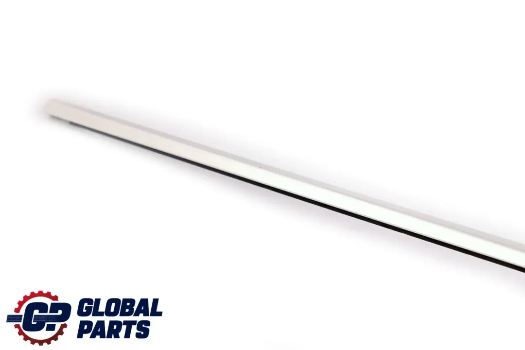 Channel Cover Exterior Door Front Right Alu Satiniert pour BMW 5 Series F10 F11 à propos du numéro de pièce 4817294 BMW 5 Series F10 F11 Channel Cover Exterior Door Front Right Alu Satiniert - SKU 4817294 - Numéro de pièce 4817294