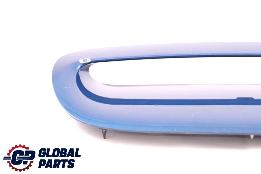 Griglia presa d'aria cofano Hyper Blue per Mini Cooper S R52 R53 con numero di parte 0430302 Mini Cooper S R52 R53 Griglia presa d'aria cofano Hyper Blue - SKU 4832937-HYB - Numero di parte 0430302