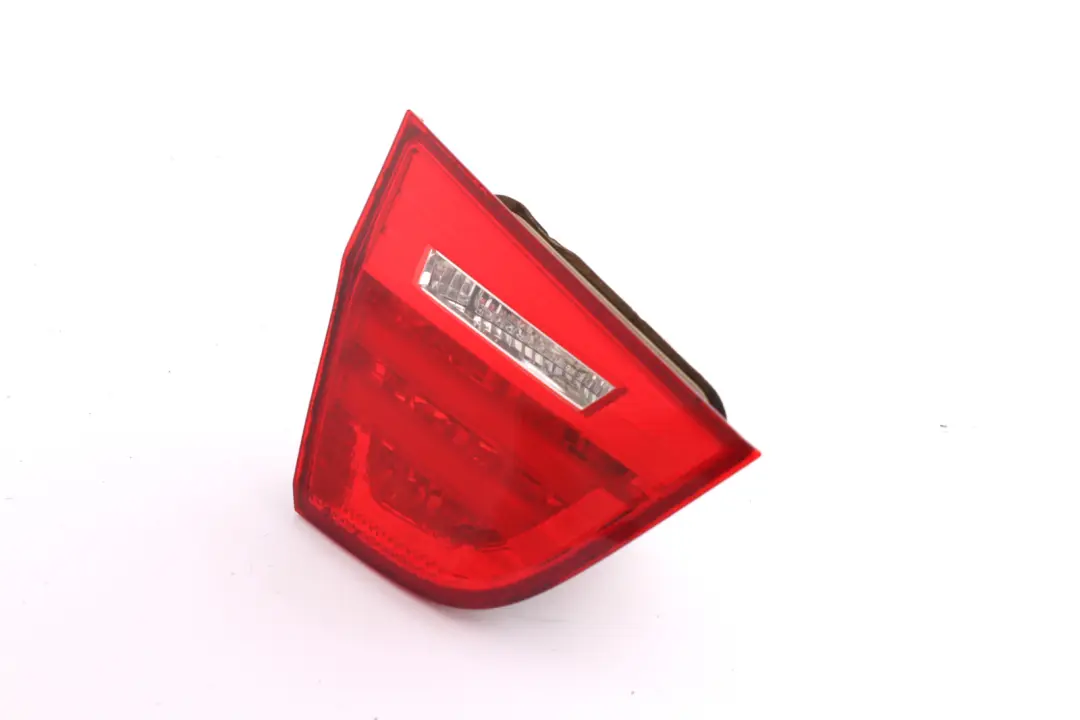 Fanale Posteriore Portellone SX 6321 per BMW E90 N LCI con numero di parte 7289427 BMW E90 N LCI Fanale Posteriore Portellone SX 6321 - SKU 4871733 - Numero di parte 7289427