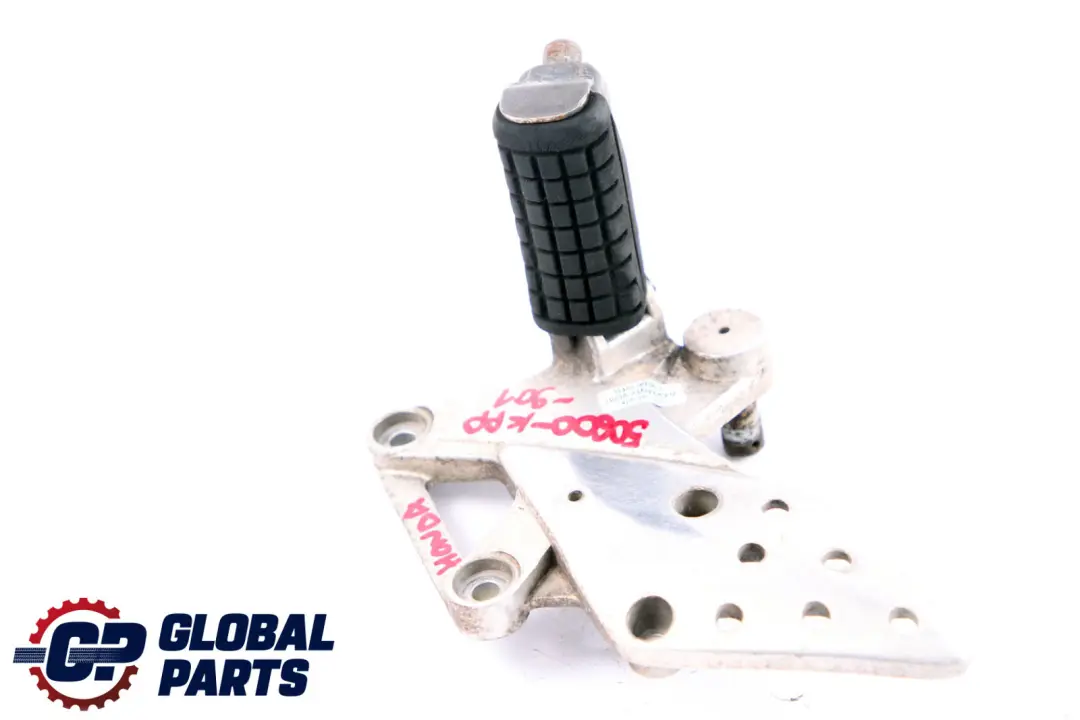 CBR 125R Right Footpeg Footrest Step Holder to Honda with Part number 50600-KPP-901 Honda CBR 125R Right Footpeg Footrest Step Holder - SKU 50600-KPP-901 - Part number 50600-KPP-901