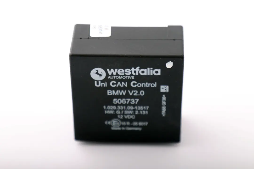 Westfalia Towing Hitch Module Uni CAN Control Unit to BMW X5 E53 with Part number 506737 BMW X5 E53 Westfalia Towing Hitch Module Uni CAN Control Unit - SKU 506737 - Part number 506737