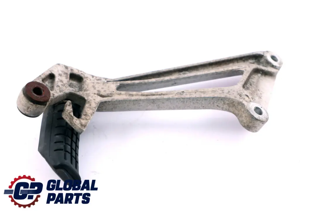 CBR 125R Right Footpeg Footrest Pillion Holder Bracket to Honda with Part number 50715-KPP-860 Honda CBR 125R Right Footpeg Footrest Pillion Holder Bracket - SKU 50715-KPP-860 - Part number 50715-KPP-860