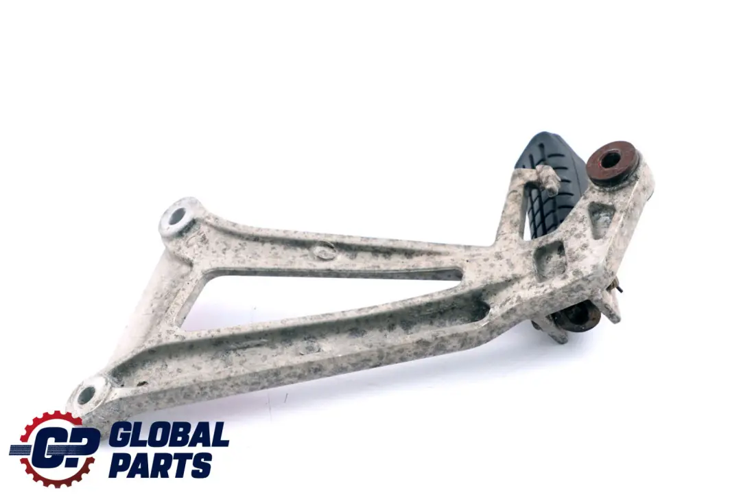 CBR 125R Rechts Fußraste Fußrastenanlag Halter Aufnahme für Honda mit Teilenummer 50715-KPP-860 Honda CBR 125R Rechts Fußraste Fußrastenanlag Halter Aufnahme - SKU 50715-KPP-860 - Teilenummer 50715-KPP-860