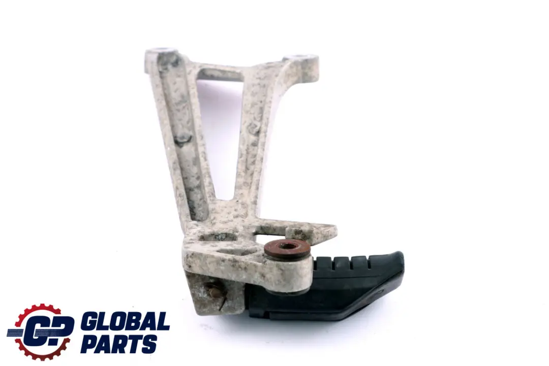 CBR 125R Right Footpeg Footrest Pillion Holder Bracket to Honda with Part number 50715-KPP-860 Honda CBR 125R Right Footpeg Footrest Pillion Holder Bracket - SKU 50715-KPP-860 - Part number 50715-KPP-860