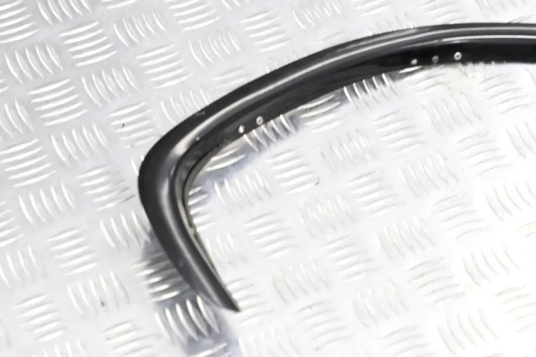 Moulage Seitenrahmen Arriere Droite Noir Brillant pour BMW 3 E91 E91N LCI à propos du numéro de pièce 51137220200 BMW 3 E91 E91N LCI Moulage Seitenrahmen Arriere Droite Noir Brillant - SKU 51137220200 - Numéro de pièce 51137220200