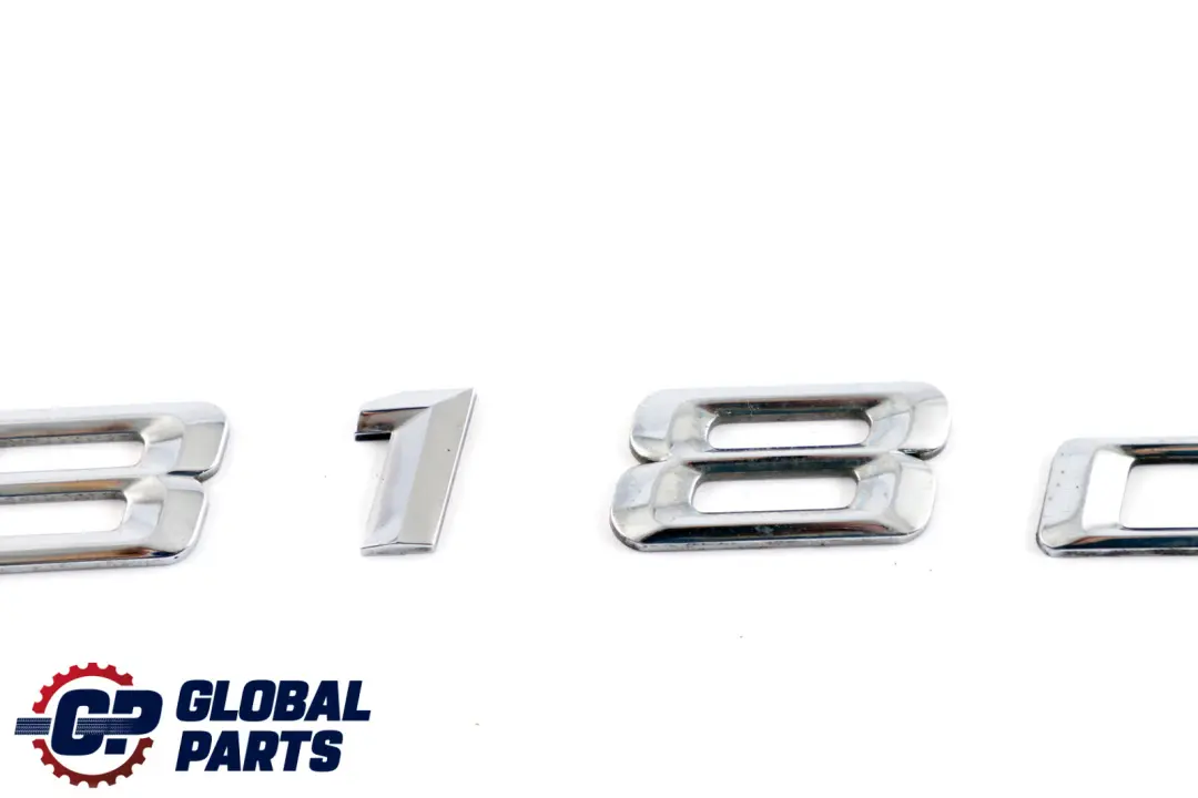 Stemma Incollati Posteriore Bagagliaio Coperchio 318D per BMW E90 con numero di parte 51147157554 BMW E90 Stemma Incollati Posteriore Bagagliaio Coperchio 318D - SKU 51147157554 - Numero di parte 51147157554