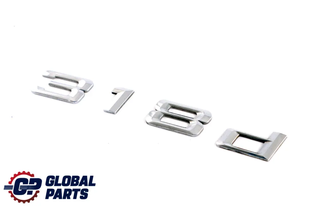 BMW E90 Znaczek Emblemat Logo Napis Tylny Klapy Tył 318d - SKU 51147157554 - Numer Części 51147157554