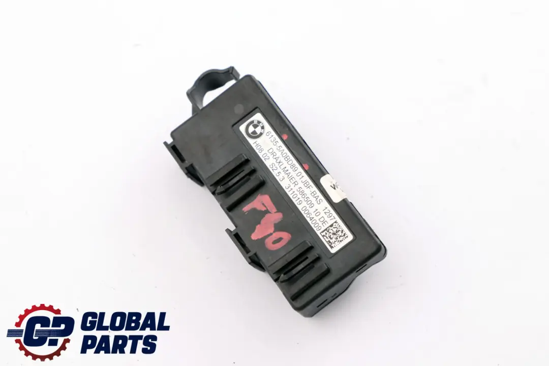 Boîte fusibles pour distribution Module l'unité contrôle LIN pour BMW F40 à propos du numéro de pièce 5A0BD89 BMW F40 Boîte fusibles pour distribution Module l'unité contrôle LIN - SKU 5A0BD89 - Numéro de pièce 5A0BD89