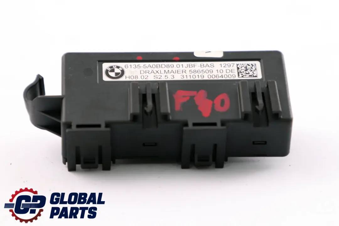 Stromverteilung Sicherungskasten LIN Steuergerät Modul für BMW F40 mit Teilenummer 5A0BD89 BMW F40 Stromverteilung Sicherungskasten LIN Steuergerät Modul - SKU 5A0BD89 - Teilenummer 5A0BD89