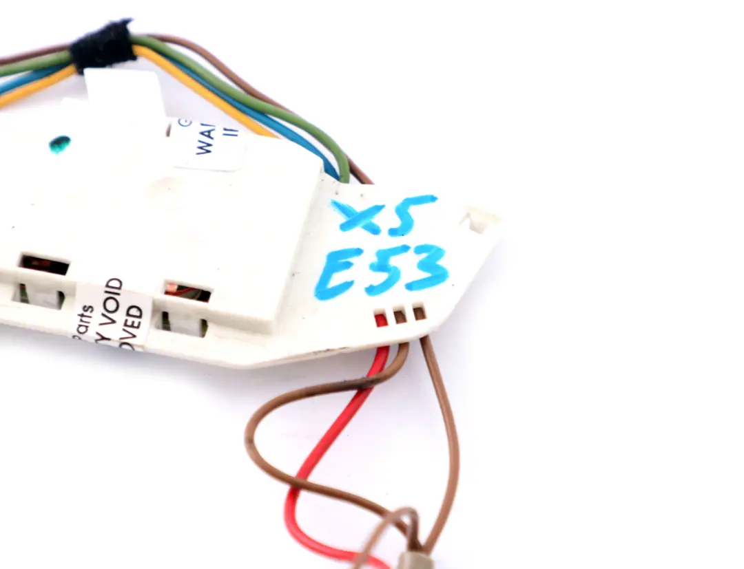 Steering Wheel Heater Electronics Control Unit Module to BMW X5 Series E53 with Part number 6751179 BMW X5 Series E53 Steering Wheel Heater Electronics Control Unit Module - SKU 6751179-1 - Part number 6751179