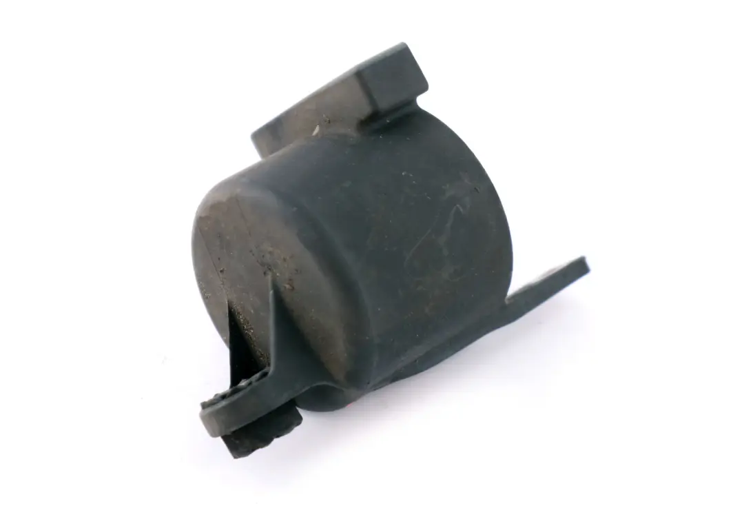 DSC Compressor Brake Steering Pump Cover to BMW X5 Series E53 with Part number 6751848 BMW X5 Series E53 DSC Compressor Brake Steering Pump Cover - SKU 6751848 - Part number 6751848