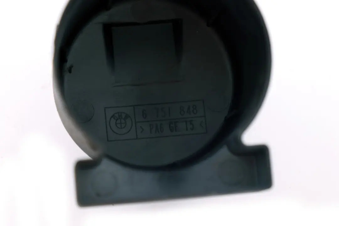 DSC Compressor Brake Steering Pump Cover to BMW X5 Series E53 with Part number 6751848 BMW X5 Series E53 DSC Compressor Brake Steering Pump Cover - SKU 6751848 - Part number 6751848