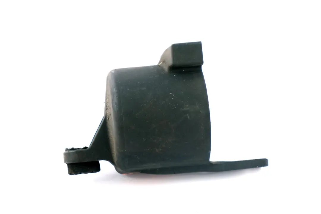 DSC Compressor Brake Steering Pump Cover to BMW X5 Series E53 with Part number 6751848 BMW X5 Series E53 DSC Compressor Brake Steering Pump Cover - SKU 6751848 - Part number 6751848