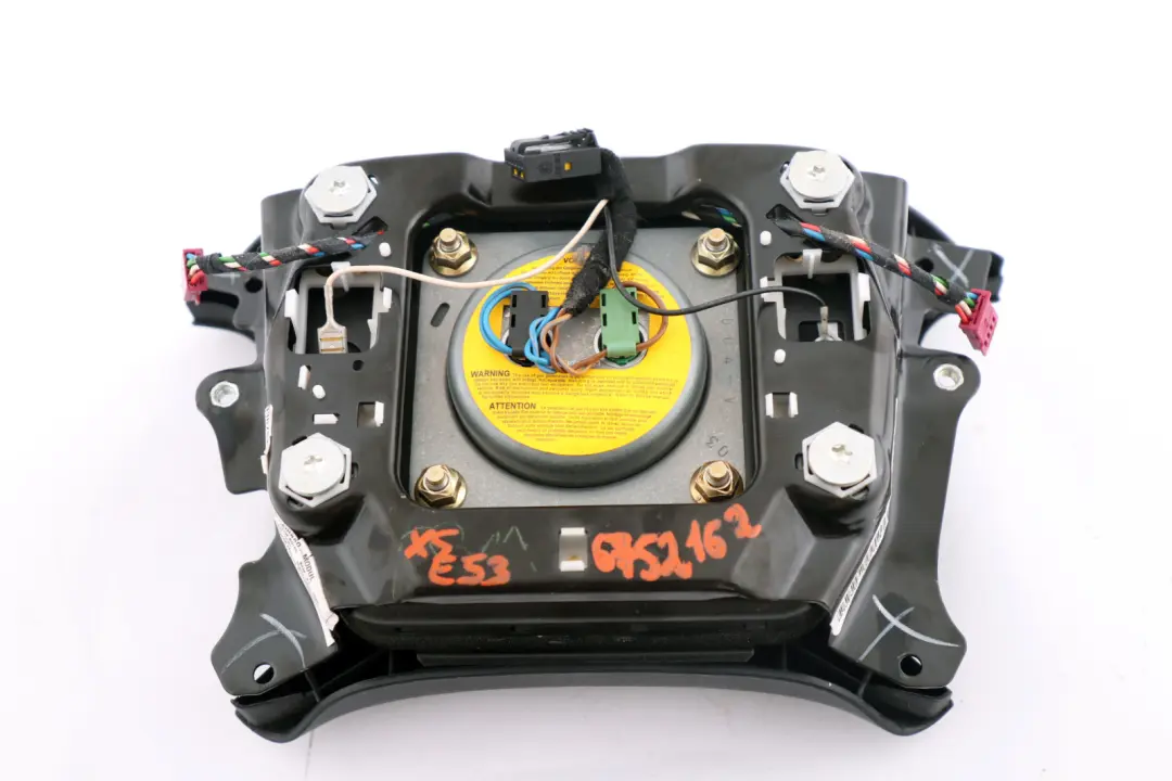 Steering Wheel Driver's Air Hub Bag Cap to BMW X5 Series E53 with Part number 6752162 BMW X5 Series E53 Steering Wheel Driver's Air Hub Bag Cap - SKU 6752162 - Part number 6752162