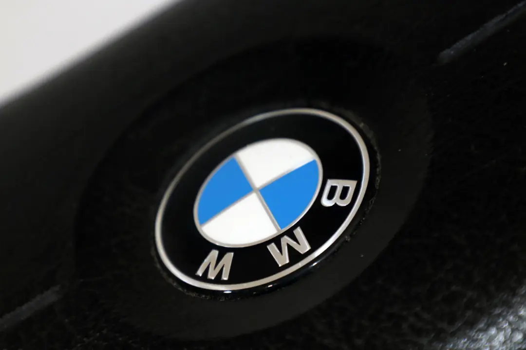 BMW X5 Series E53 Steering Wheel Driver's Air Hub Bag Cap - SKU 6752162 - Part number 6752162