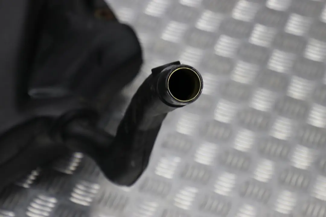 BMW 5 Reihe E39 Limousine Kompletter Kraftstofftank Benzin - SKU 6752361 - Teilenummer 7364197