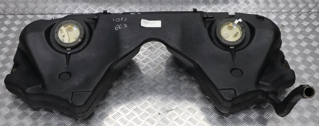 BMW 5 Reihe E39 Limousine Kompletter Kraftstofftank Benzin - SKU 6752361 - Teilenummer 7364197