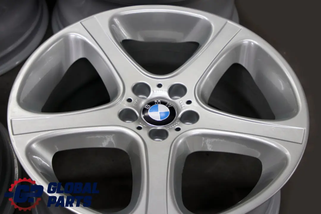 Complete Set 4x Wheel Rim 20" 9,5J 10,5J Star Spoke 87 to BMW X5 Series E53 Silver with Part number 6753516 / 6753517 BMW X5 Series E53 Silver Complete Set 4x Wheel Rim 20" 9,5J 10,5J Star Spoke 87 - SKU 6753516/6753517 - Part number 6753516 / 6753517
