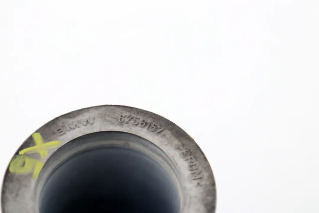 Pompe a Carburant Diesel Revetement Caoutchouc pour BMW 5 7 X5 E38 E39 E53 à propos du numéro de pièce 6756157 BMW 5 7 X5 E38 E39 E53 Pompe a Carburant Diesel Revetement Caoutchouc - SKU 6756157 - Numéro de pièce 6756157