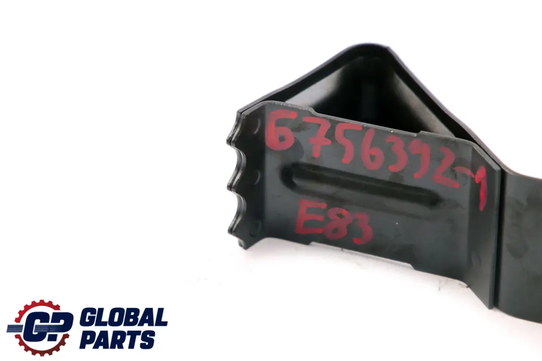 Blokada Klin Pod Koło do BMW E46 E60 E61 E83 o numerze 6756392 BMW E46 E60 E61 E83 Blokada Klin Pod Koło - SKU 6756392-1 - Numer Części 6756392