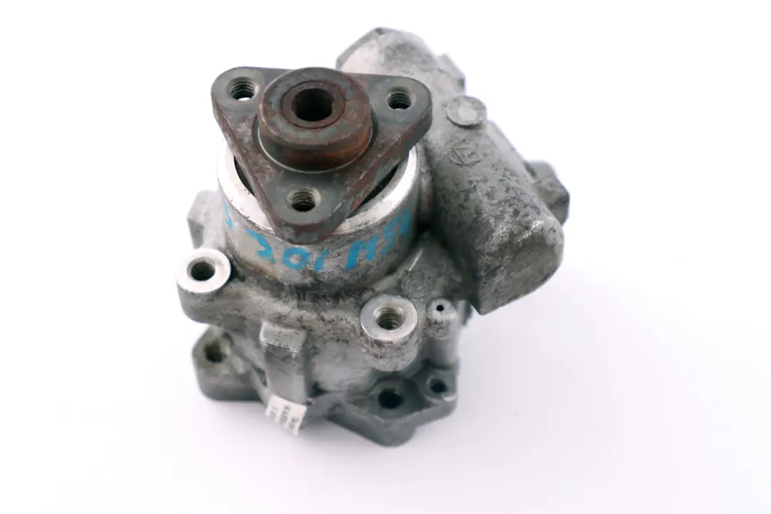 M54 Pompe de Direction Assistee 3241 pour BMW X5 Serie E53 à propos du numéro de pièce 6757914 BMW X5 Serie E53 M54 Pompe de Direction Assistee 3241 - SKU 6757914 - Numéro de pièce 6757914