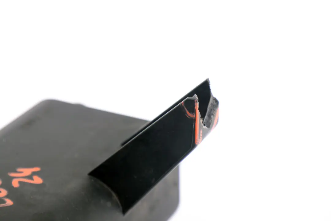 Filtre a Charbon Active 1613 pour BMW Z4 1 E85 E86 à propos du numéro de pièce 6758027 BMW Z4 1 E85 E86 Filtre a Charbon Active 1613 - SKU 6758027 - Numéro de pièce 6758027