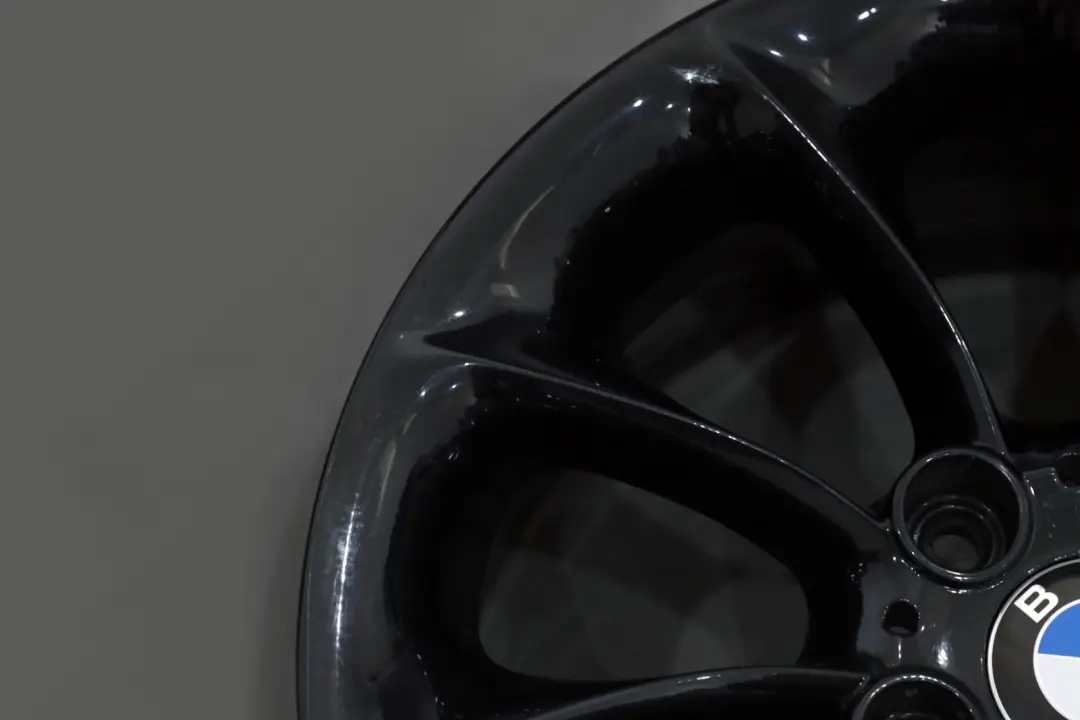 Rim 17" ET:47 8J Turbine Styling 106 to BMW Z4 Series E85 Black Wheel with Part number 6758191 BMW Z4 Series E85 Black Wheel Rim 17" ET:47 8J Turbine Styling 106 - SKU 6758191-2 - Part number 6758191