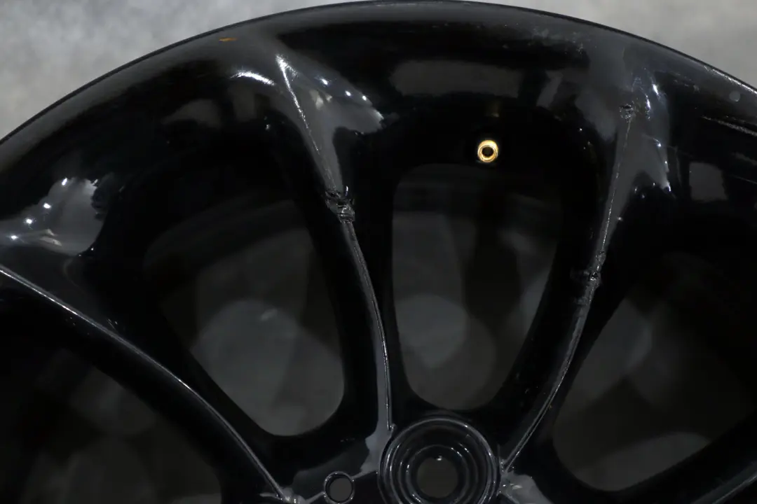 Rim 17" ET:47 8J Turbine Styling 106 to BMW Z4 Series E85 Black Wheel with Part number 6758191 BMW Z4 Series E85 Black Wheel Rim 17" ET:47 8J Turbine Styling 106 - SKU 6758191-2 - Part number 6758191