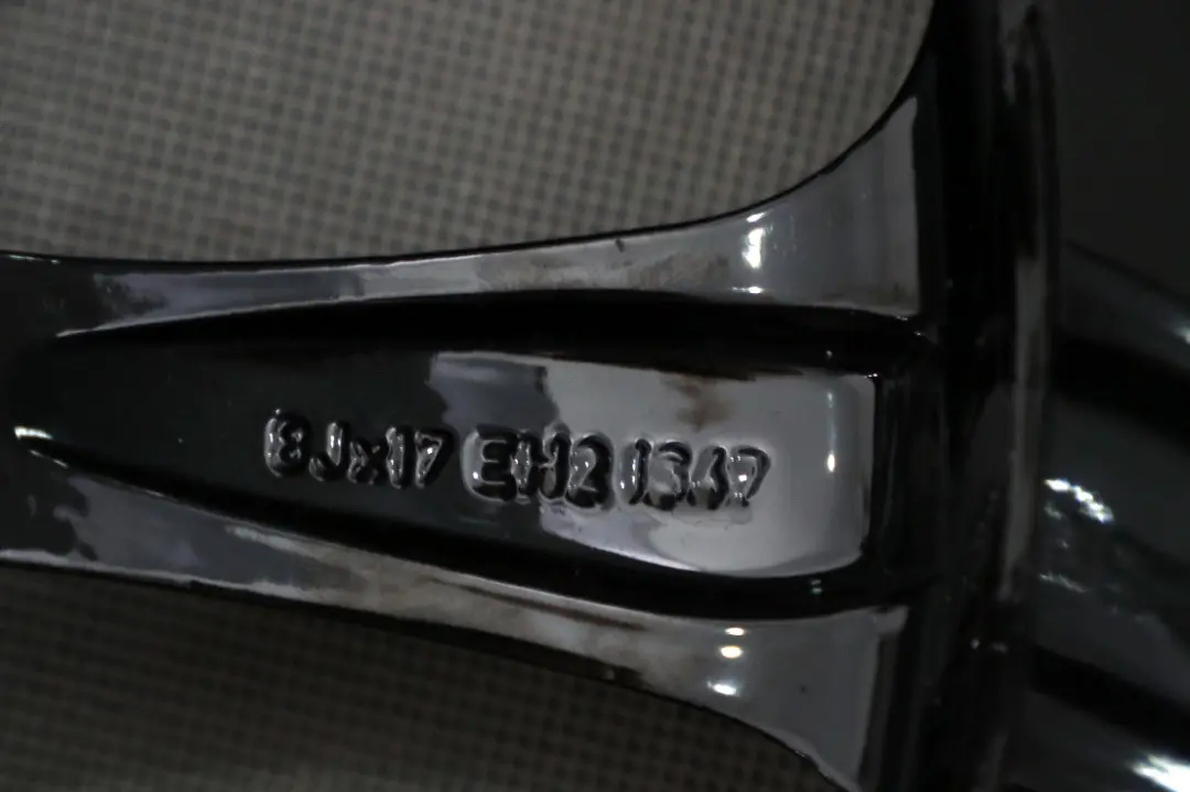 Rim 17" 8J ET:47 Turbine Styling 106 to BMW Z4 Series E85 Silver Wheel with Part number 6758191 BMW Z4 Series E85 Silver Wheel Rim 17" 8J ET:47 Turbine Styling 106 - SKU 6758191-3 - Part number 6758191