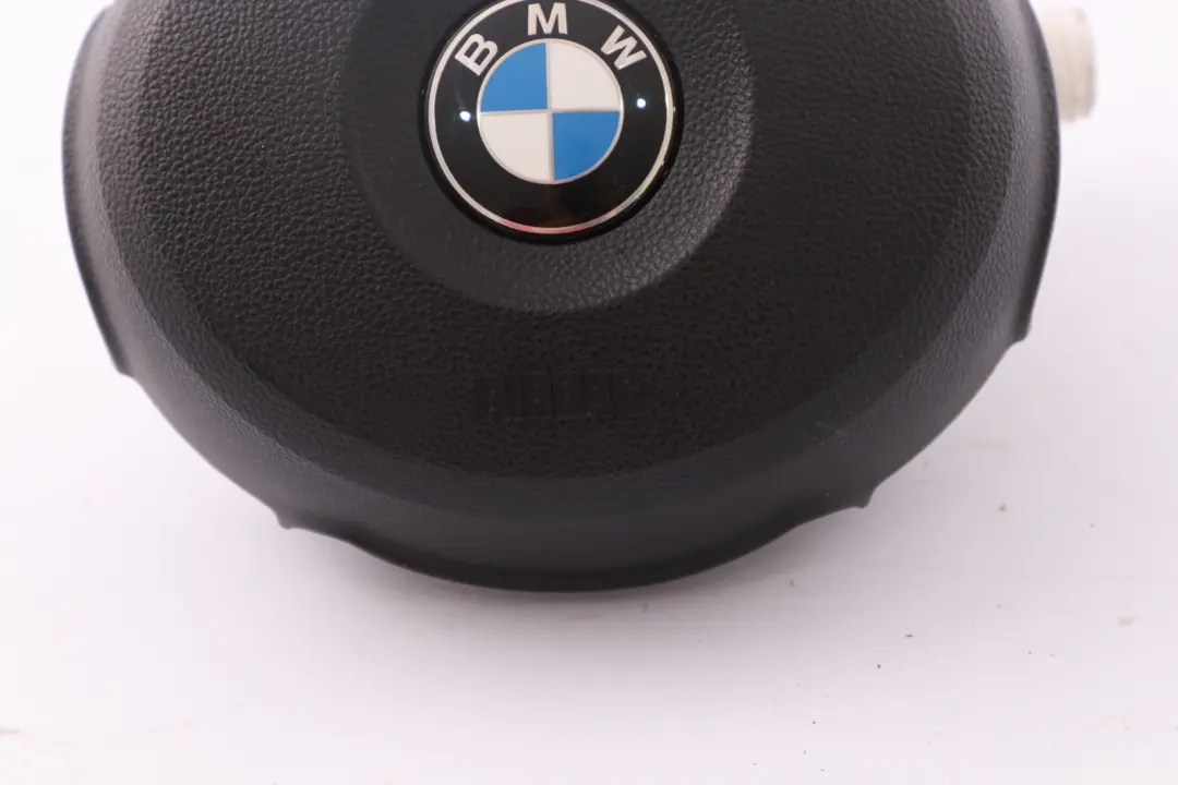 Steering Wheel Air Module Driver's Side to BMW Z4 E85 E86 with Part number 6758210 BMW Z4 E85 E86 Steering Wheel Air Module Driver's Side - SKU 6758210 - Part number 6758210