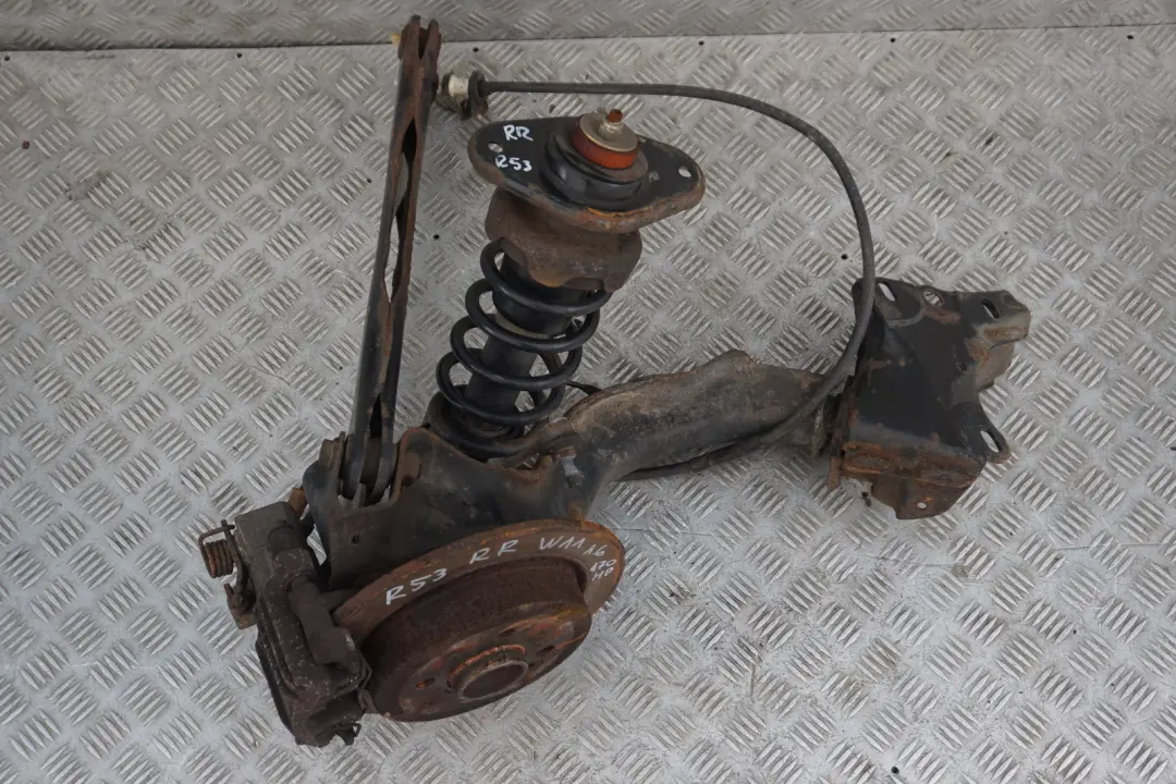 BMW Mini R53 Cooper S W11 1.6 170hp Rear Right O/S Leg Brake Suspension Hub Axle - SKU 6758383-1 - Part number 6758383