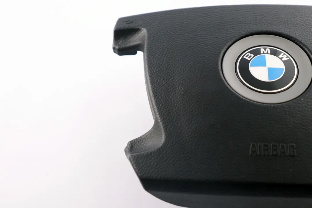 Driver's Side Steering Wheel Air Module to BMW E65 E66 E67 with Part number 6758545 BMW E65 E66 E67 Driver's Side Steering Wheel Air Module - SKU 6758545 - Part number 6758545