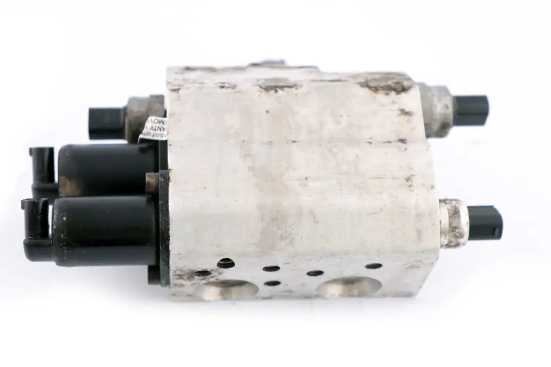 BMW E65 Dynamic Drive Suspension Valve Block Hydraulic Pump - SKU 6758704 - Numéro de pièce 6758704