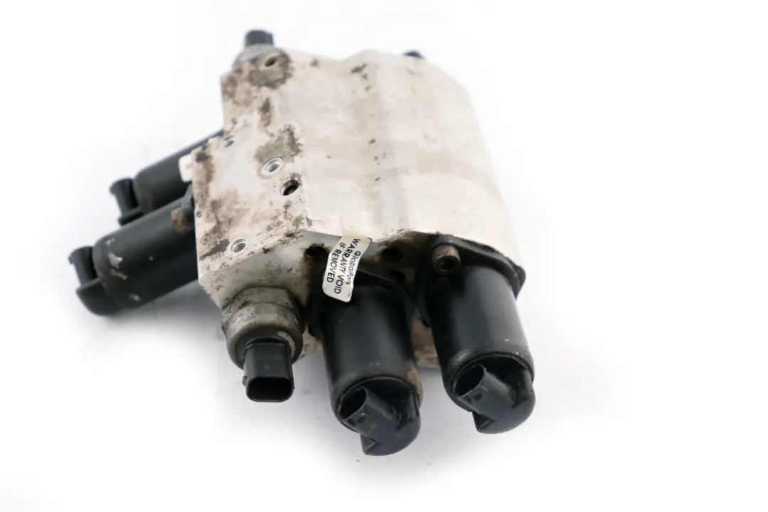 Suspension Valve Block Hydraulic Pump to BMW E65 Dynamic Drive with Part number 6758704 BMW E65 Dynamic Drive Suspension Valve Block Hydraulic Pump - SKU 6758704 - Part number 6758704