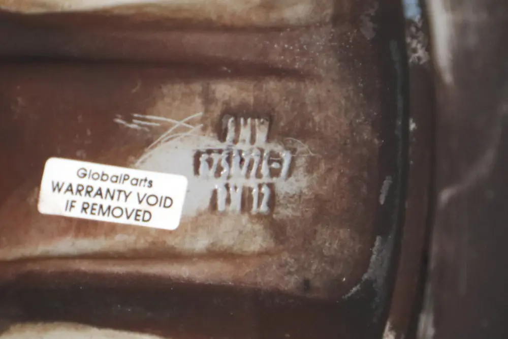 Scheibenrad Leichtmetall 115 16" 7J ET:20 für BMW 5 er E60 E61 mit Teilenummer 6758774 BMW 5 er E60 E61 Scheibenrad Leichtmetall 115 16" 7J ET:20 - SKU 6758774-2 - Teilenummer 6758774