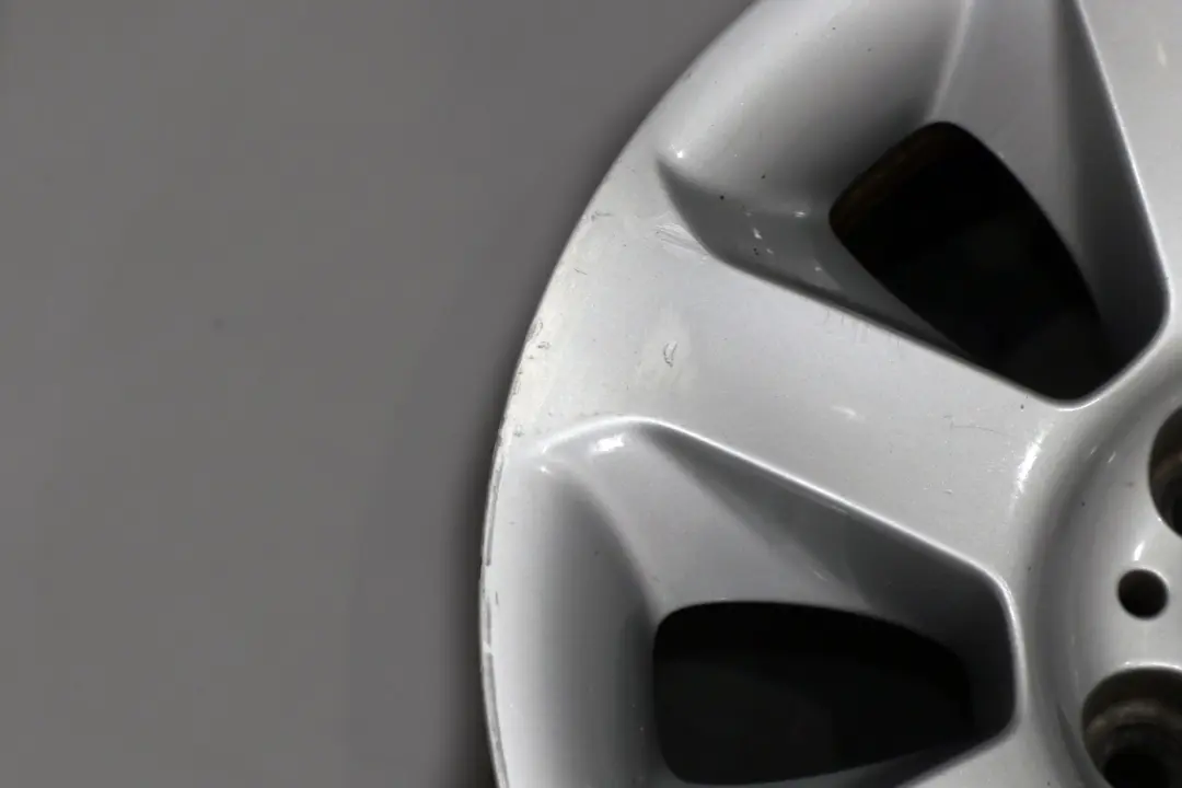 Alloy Rim Star Spoke 115 16" 7J ET:20 to BMW 5 Series E60 E61 Wheel with Part number 6758774 BMW 5 Series E60 E61 Wheel Alloy Rim Star Spoke 115 16" 7J ET:20 - SKU 6758774-2 - Part number 6758774