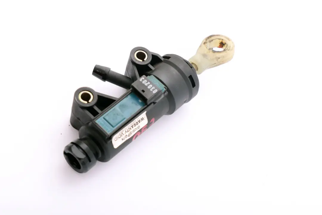 Geberzylinder Kupplung für BMW 1 3 5 er E52 E53 E81 E84 E87 E90 E91 mit Teilenummer 6773670 BMW 1 3 5 er E52 E53 E81 E84 E87 E90 E91 Geberzylinder Kupplung - SKU 6758822 - Teilenummer 6773670
