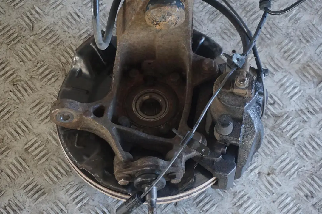 BMW Mini R53 Cooper S W11 1.6 1 170hp Front Left N/S Leg Brake Suspension Hub - SKU 6759421-1 - Part number 6759421