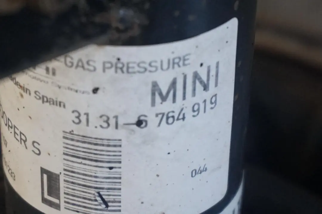170PS Stoßdämpfer Federbein Vorne Links für BMW Mini R53 Cooper S W11 1.6 1 mit Teilenummer 6759421 BMW Mini R53 Cooper S W11 1.6 1 170PS Stoßdämpfer Federbein Vorne Links - SKU 6759421-1 - Teilenummer 6759421