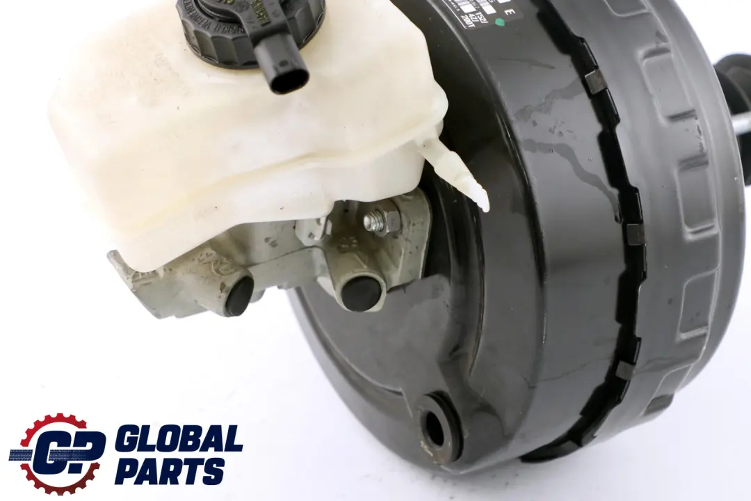 Serwo Hamulcowe Pompa Zbiornik do BMW E81 E87 E88 E90 E91 E92 LCI o numerze 6775930 BMW E81 E87 E88 E90 E91 E92 LCI Serwo Hamulcowe Pompa Zbiornik - SKU 6759450 - Numer Części 6775930