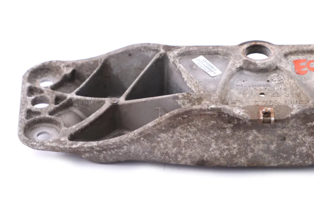 Łapa wspornik skrzyni biegów automat do BMW E65 E66 o numerze 6759680 BMW E65 E66 Łapa wspornik skrzyni biegów automat - SKU 6759680 - Numer Części 6759680