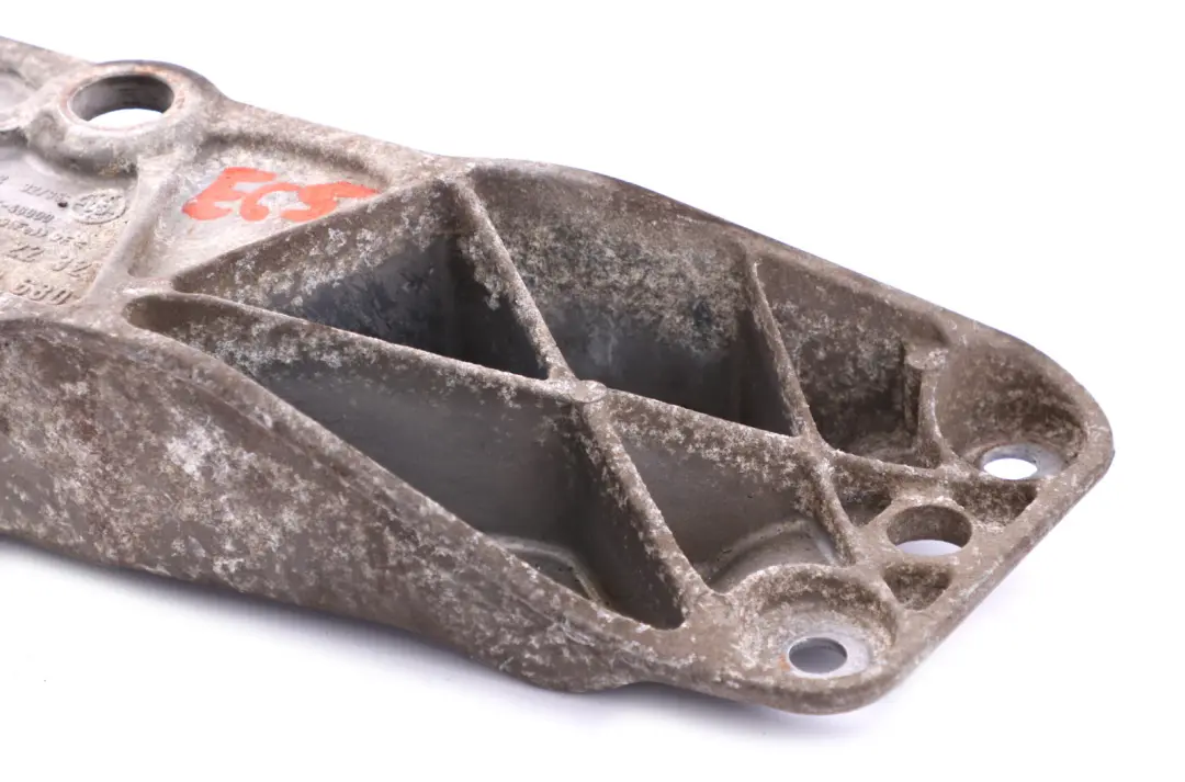 Łapa wspornik skrzyni biegów automat do BMW E65 E66 o numerze 6759680 BMW E65 E66 Łapa wspornik skrzyni biegów automat - SKU 6759680 - Numer Części 6759680