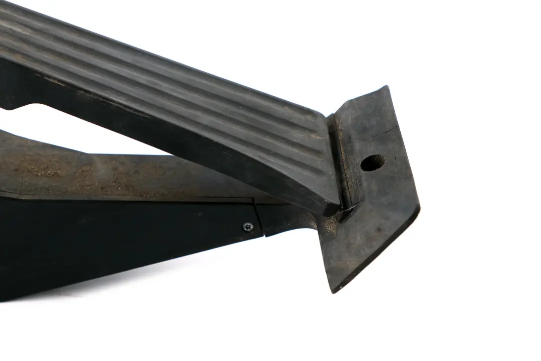 Pédale d'accélérateur Boîte vitesses automatique pour BMW E60 E61 E90 E91 F10 à propos du numéro de pièce 6759723 BMW E60 E61 E90 E91 F10 Pédale d'accélérateur Boîte vitesses automatique - SKU 6759723 - Numéro de pièce 6759723