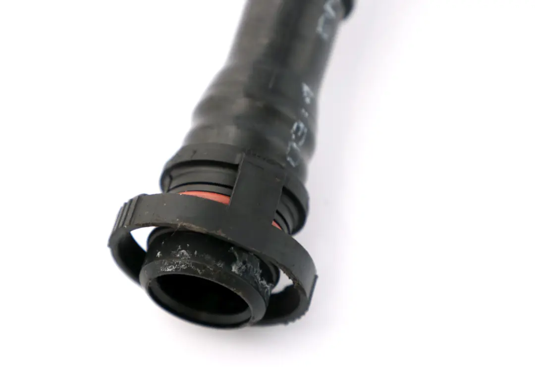 Przewód odpowietrzający paliwa baku do BMW E83 X3 o numerze 6759818 BMW E83 X3 Przewód odpowietrzający paliwa baku - SKU 6759818 - Numer Części 6759818