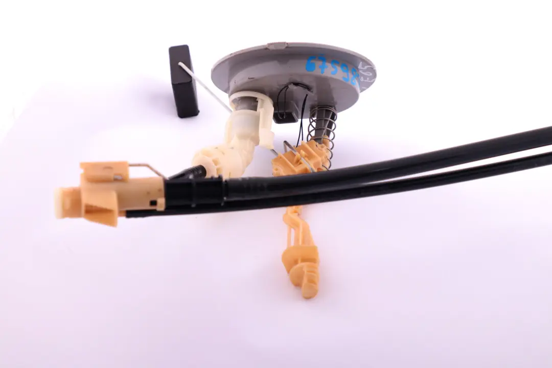 Gasolina Sender Unidad de envío de combustible Sensor nivel 6756258 para BMW E65 E66 con número de pieza 6759836 BMW E65 E66 Gasolina Sender Unidad de envío de combustible Sensor nivel 6756258 - SKU 6759836 - Número de pieza 6759836