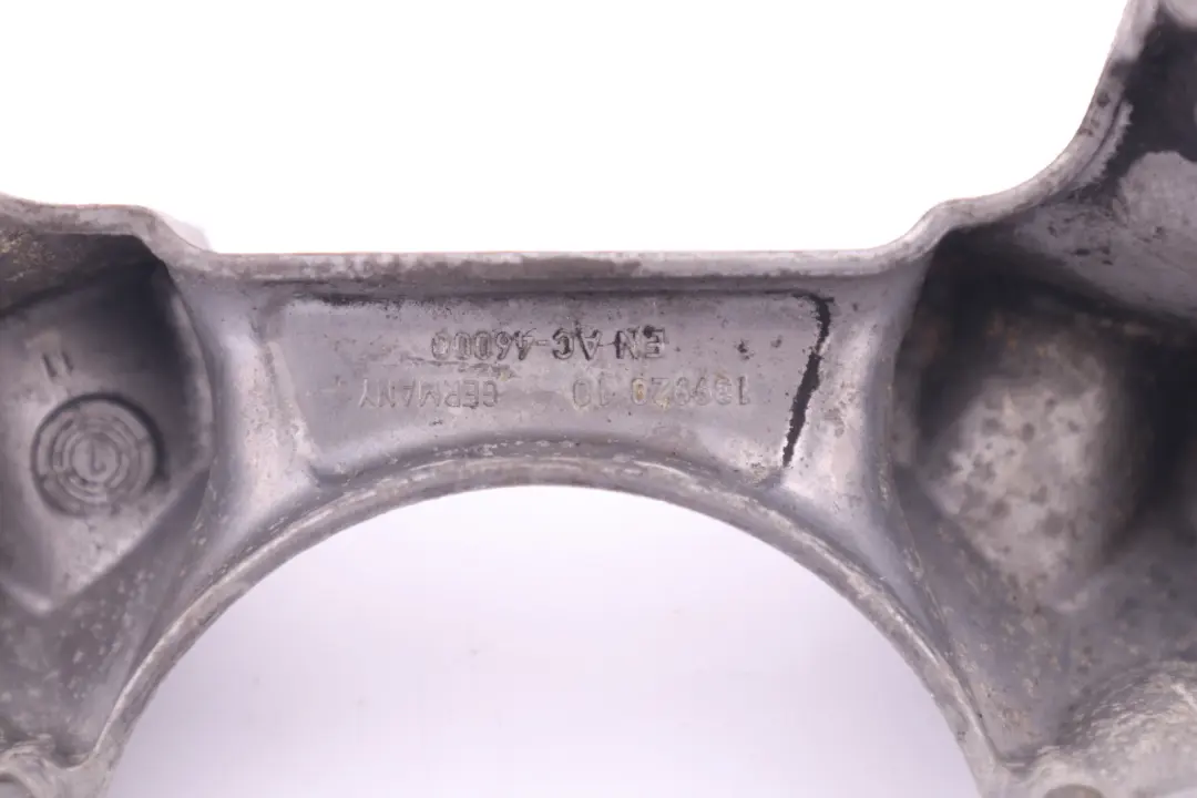 Getriebetragbock pour BMW 3 E90 E91 E92 LCI à propos du numéro de pièce 6760305 BMW 3 E90 E91 E92 LCI Getriebetragbock - SKU 6760305 - Numéro de pièce 6760305