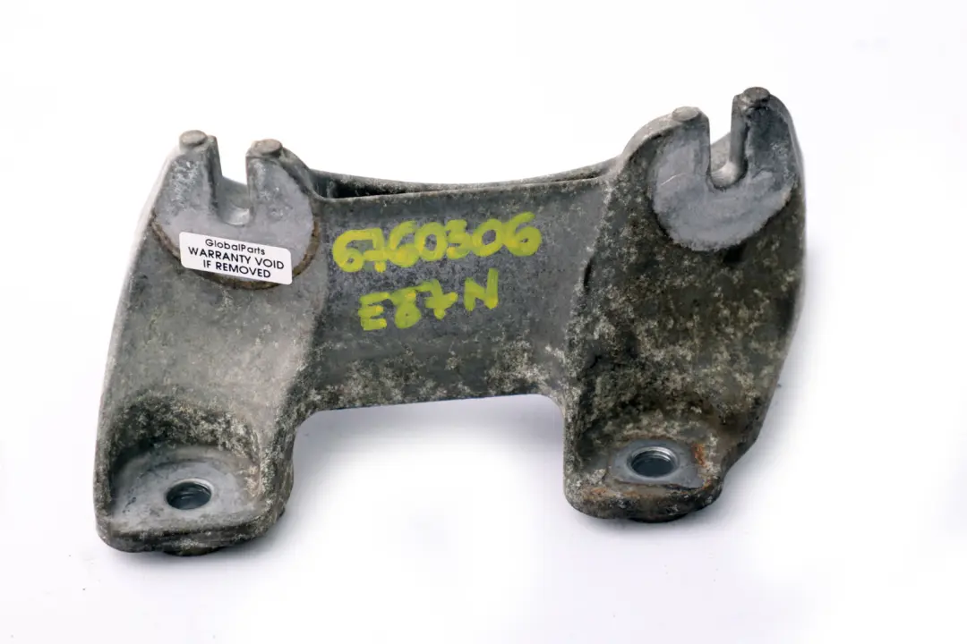 Łapa Wspornik Mocowanie Skrzyni Biegów do BMW E81 E87 E90 E91 E92 o numerze 6760306 BMW E81 E87 E90 E91 E92 Łapa Wspornik Mocowanie Skrzyni Biegów - SKU 6760306 - Numer Części 6760306